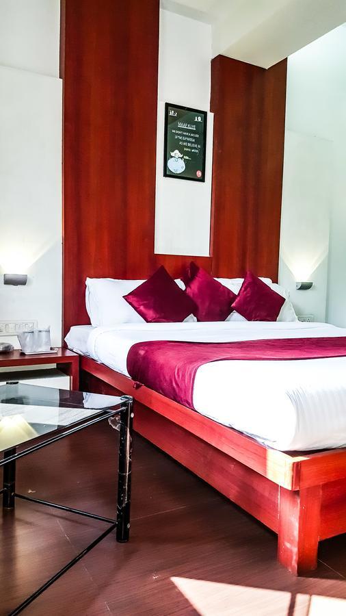 Hotel Khandesh Residency Panvel Dış mekan fotoğraf