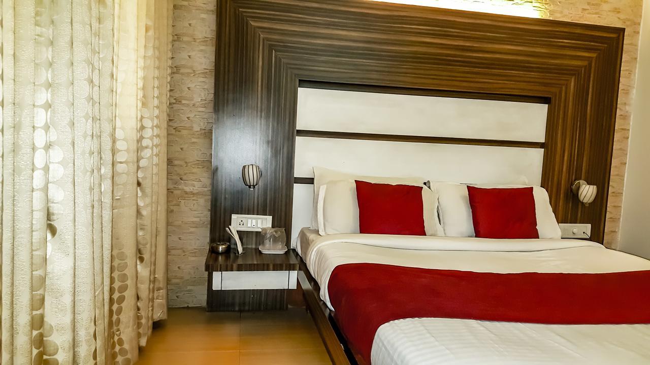 Hotel Khandesh Residency Panvel Dış mekan fotoğraf
